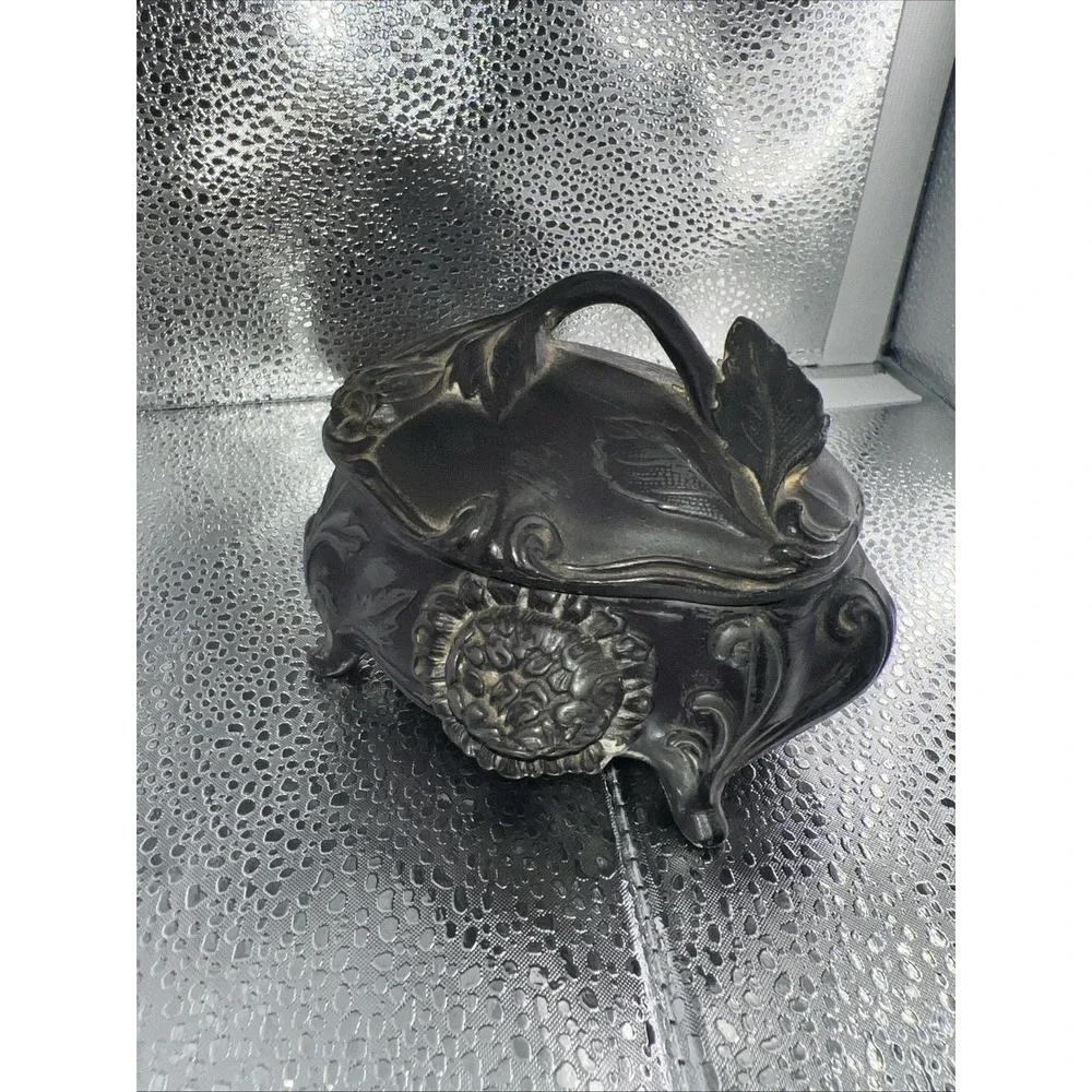 Antique Art Nouveau jewelry casket trinket‎ box heavy floral #122 4.5
